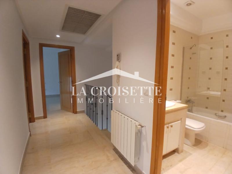 Triplex S+4 avec jardin à Ain Zaghouan Nord